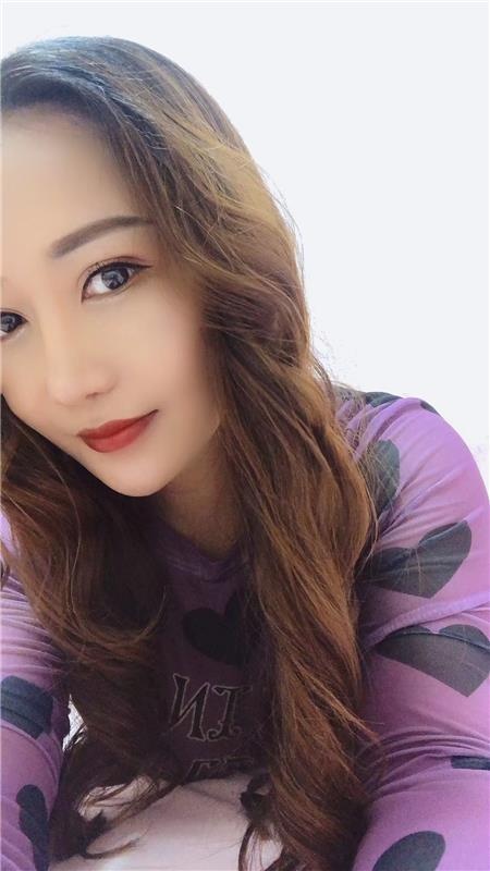身材滑嫩的兼职御姐，完美体验