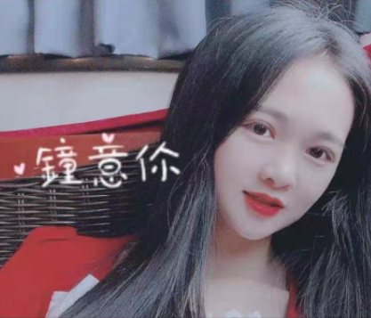 皮肤白皙的粉嫩小姐姐，泻火超赞