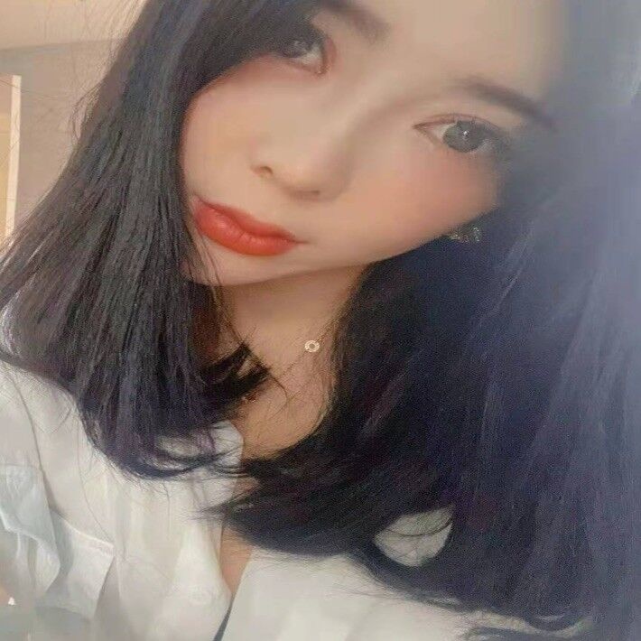 朋友介绍的妹子，高颜大胸翘臀，气质好很热情