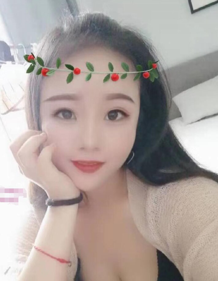 验证新区兼职妹子，风骚浪荡很诱人