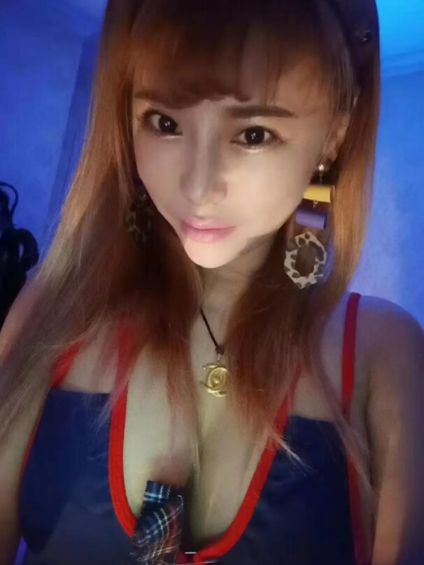 让人意犹未尽的风骚妹子