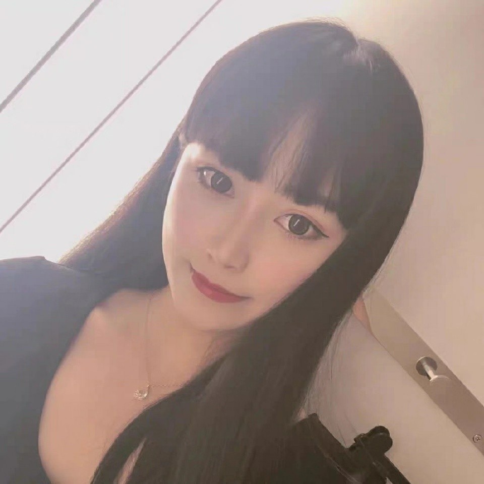玩起来挺爽的兼职楼凤，服务很耐心