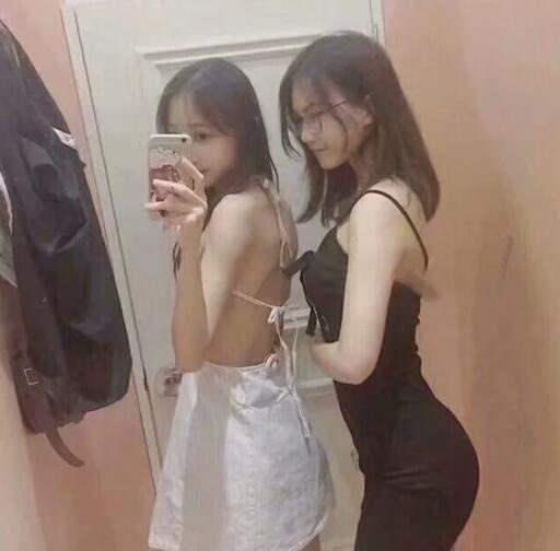 服务爽的兼职学生妹，还有闺蜜