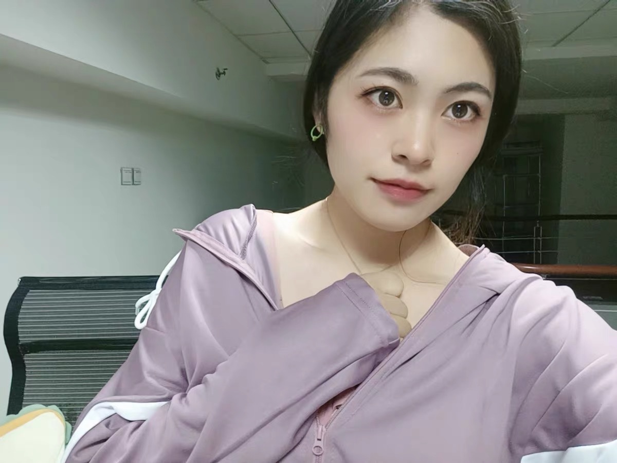 做兼职的健身妹子，口活很爽