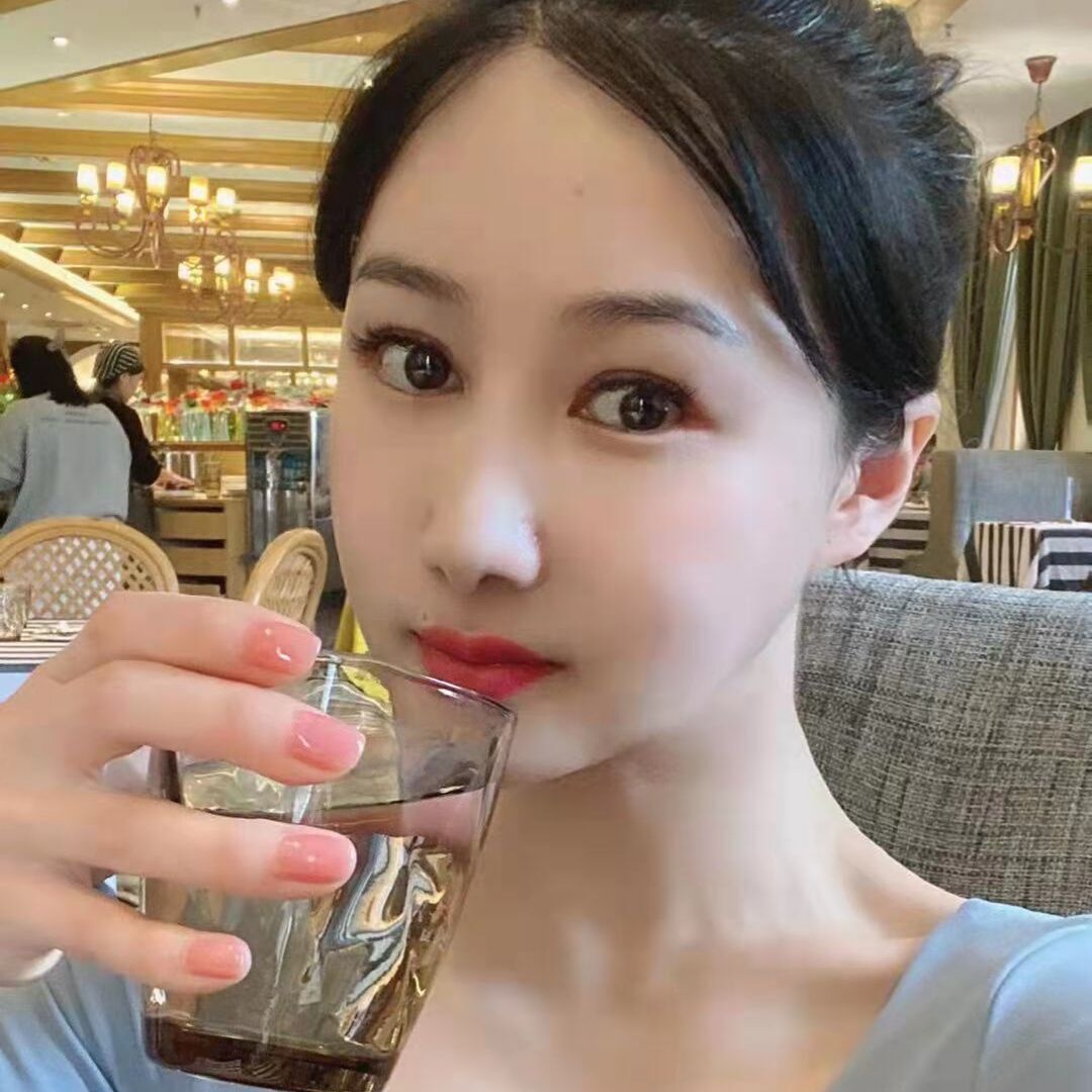 看着就让人想干的漂亮小姐姐