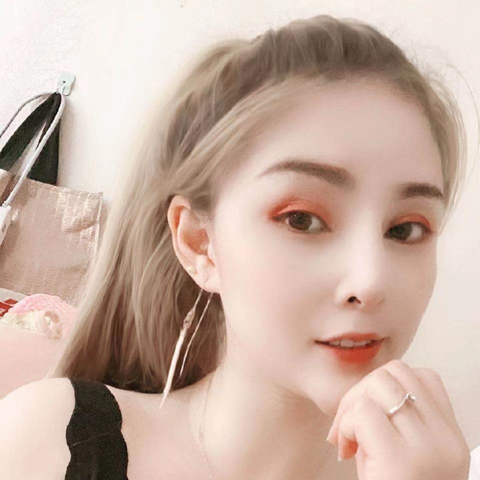 肤白貌美的妹子，扛着腿干才完美