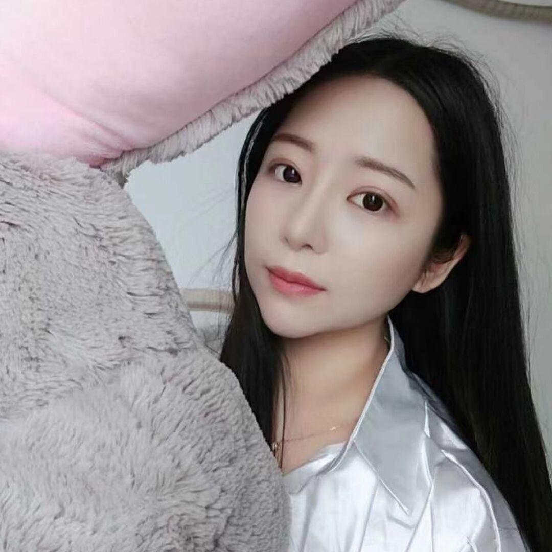 颜值挺高的妹子，大胸水多，值得体验