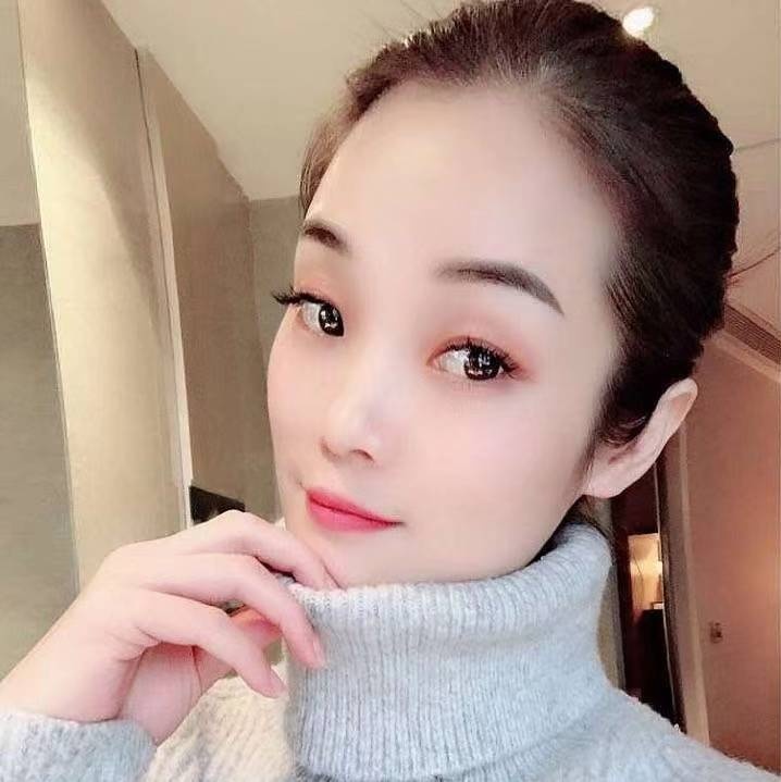 双飞酥酥和她的表妹，下火的很