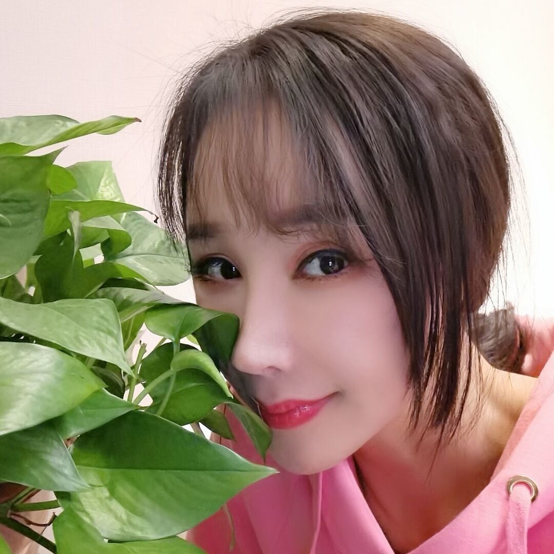 身材超赞的漂亮妹子，值得多刷