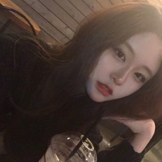 呆萌的温柔小妹，颜值不错，活好爽的很