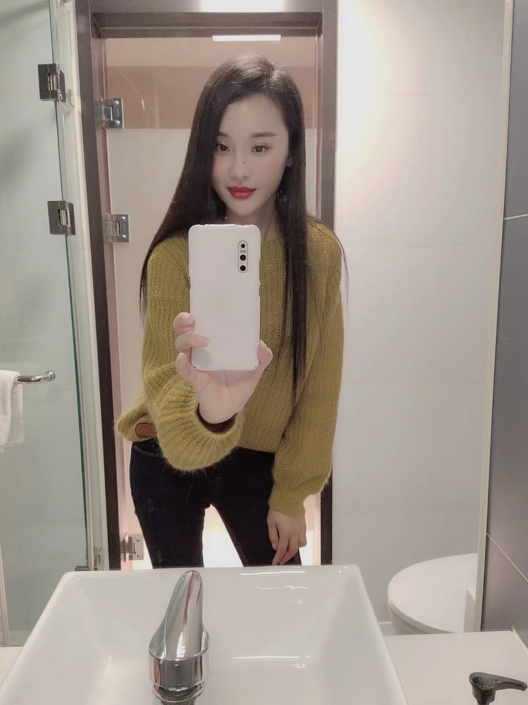 长相清秀的妹子，泻火爽的不得了