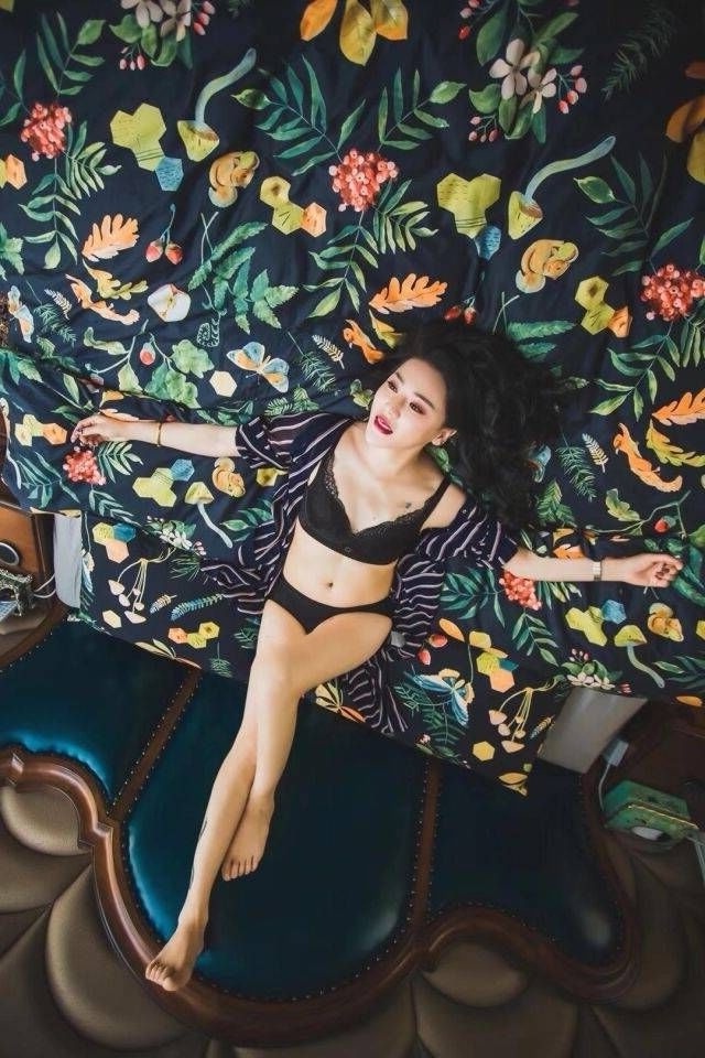妹子不错，身材好，会玩，会夹，很爽