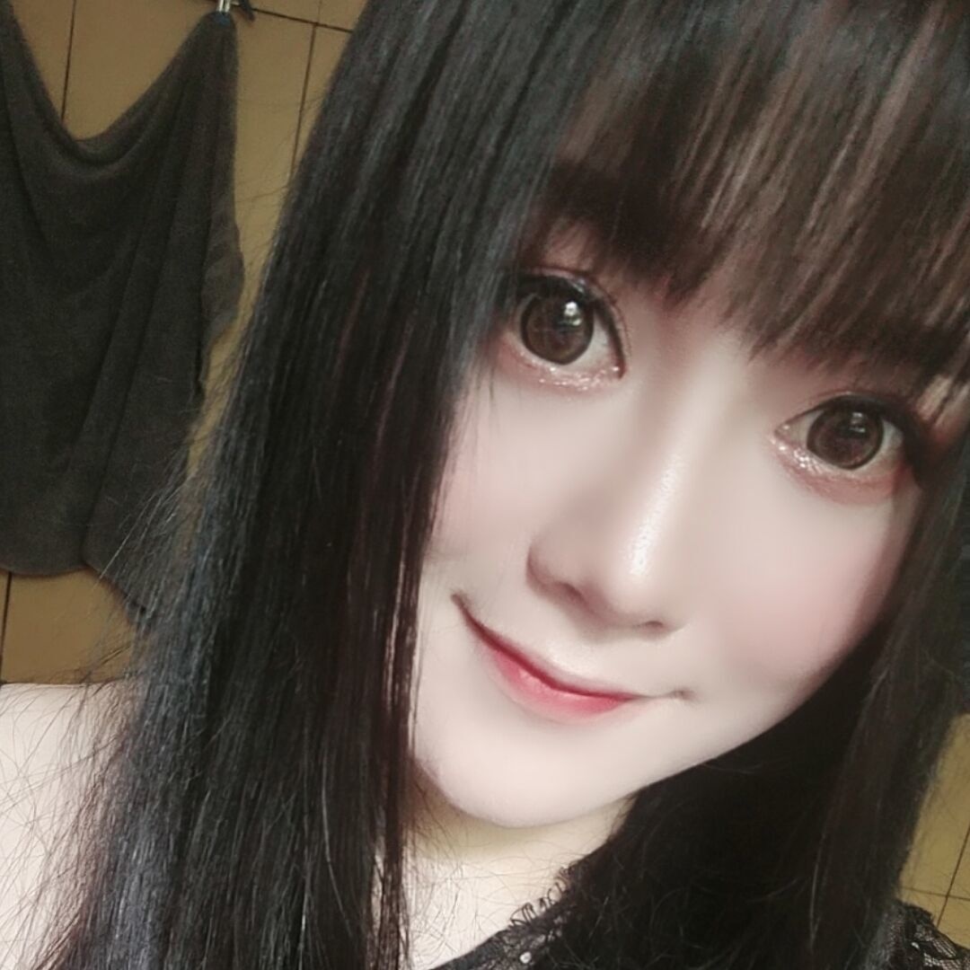 身材高挑的大眼妹，性格温柔，性价比高