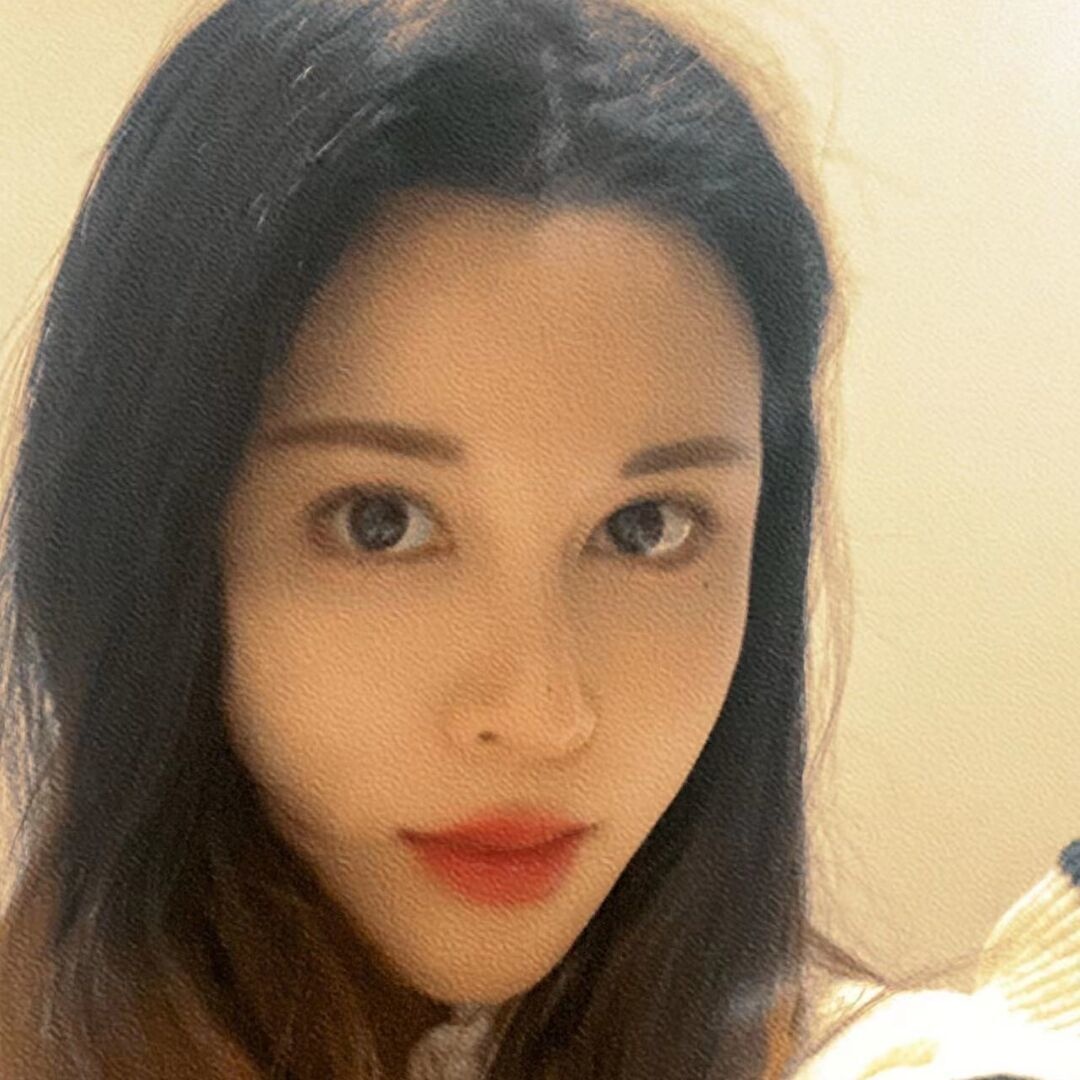 体验能口爆颜射舌吻的欲女，非常不错