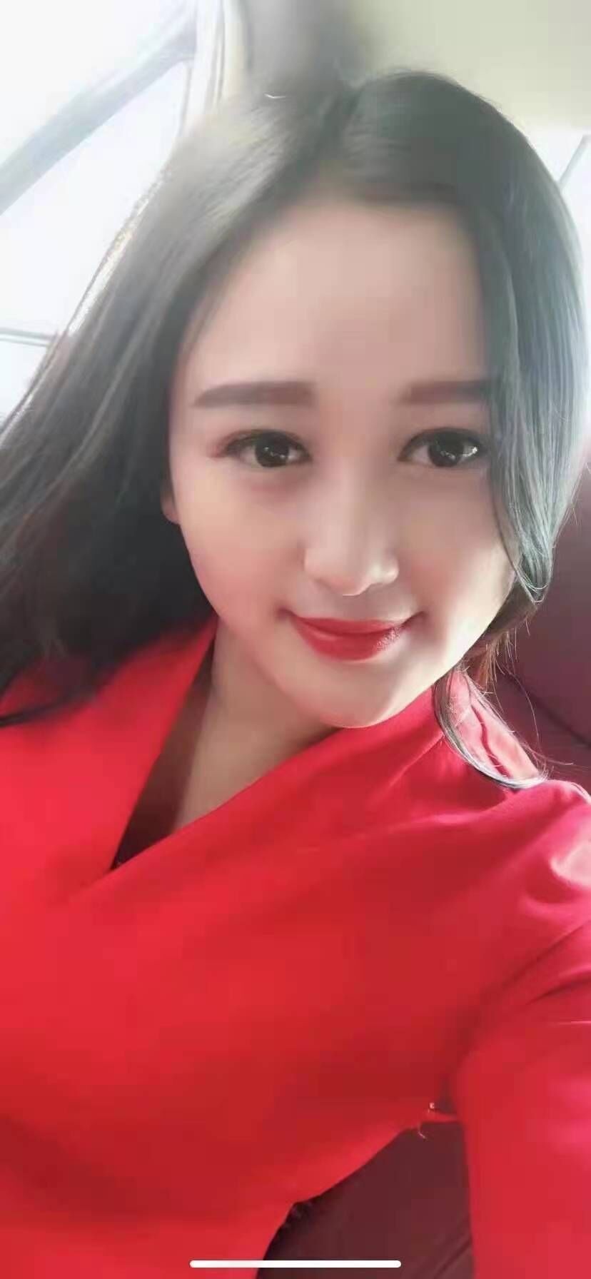 值得二刷的漂亮小姐姐，可惜胸不够大