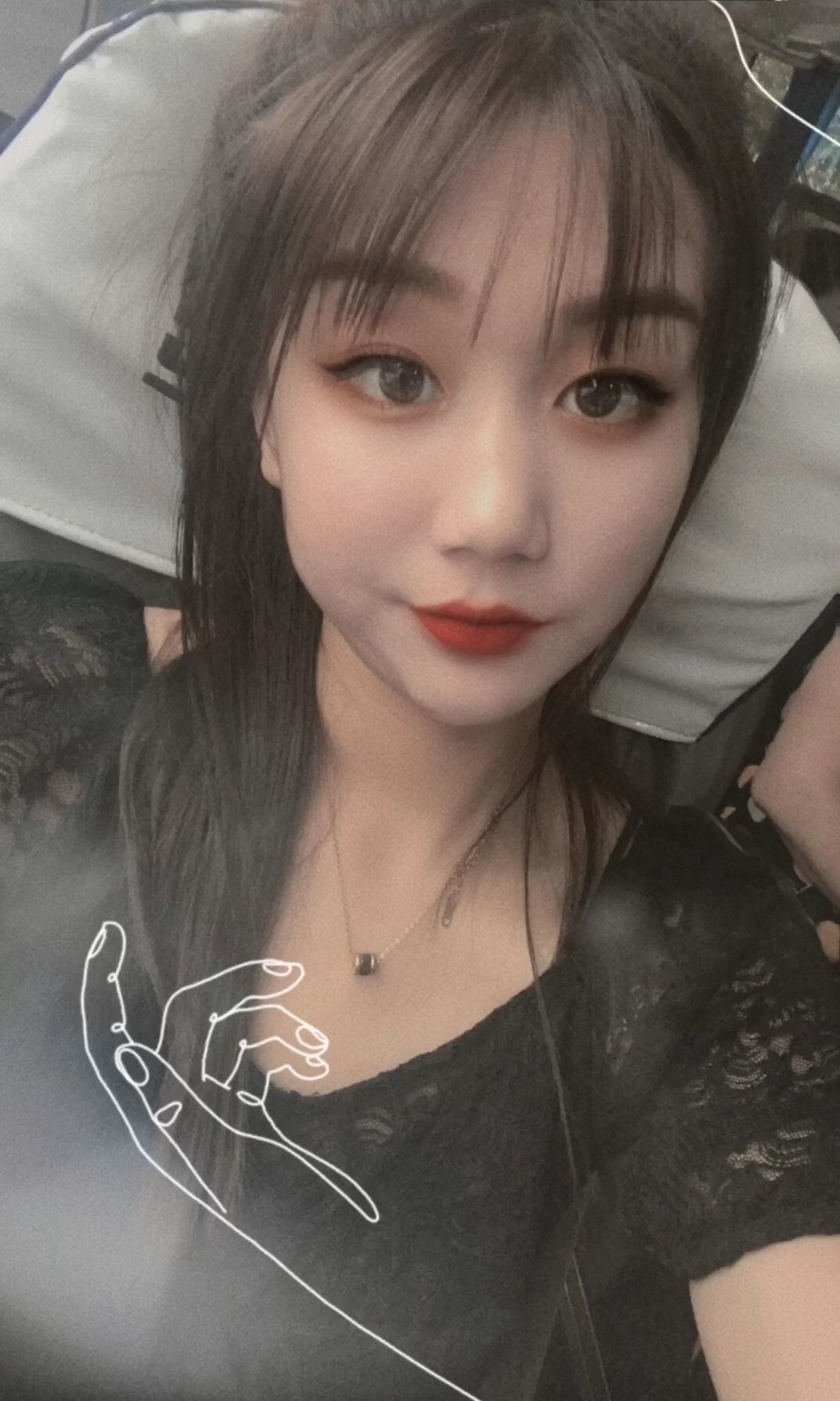 健谈可爱的黑丝小姐姐，感觉非常好