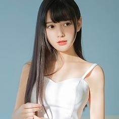 娇小白嫩的漂亮妹子，性价比很高