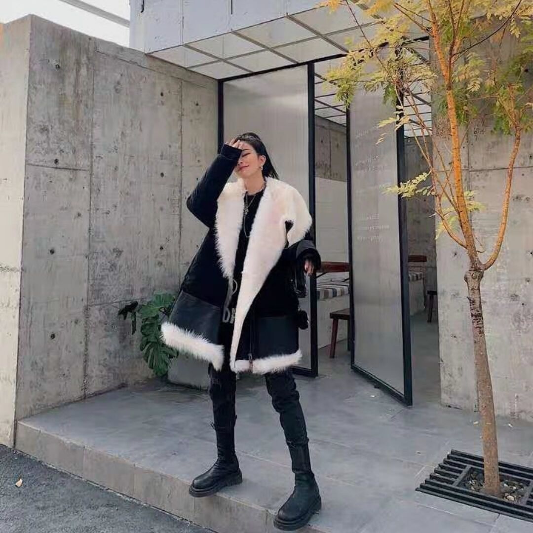 妹子身材好，颜值高，尤其是大长腿，美的很