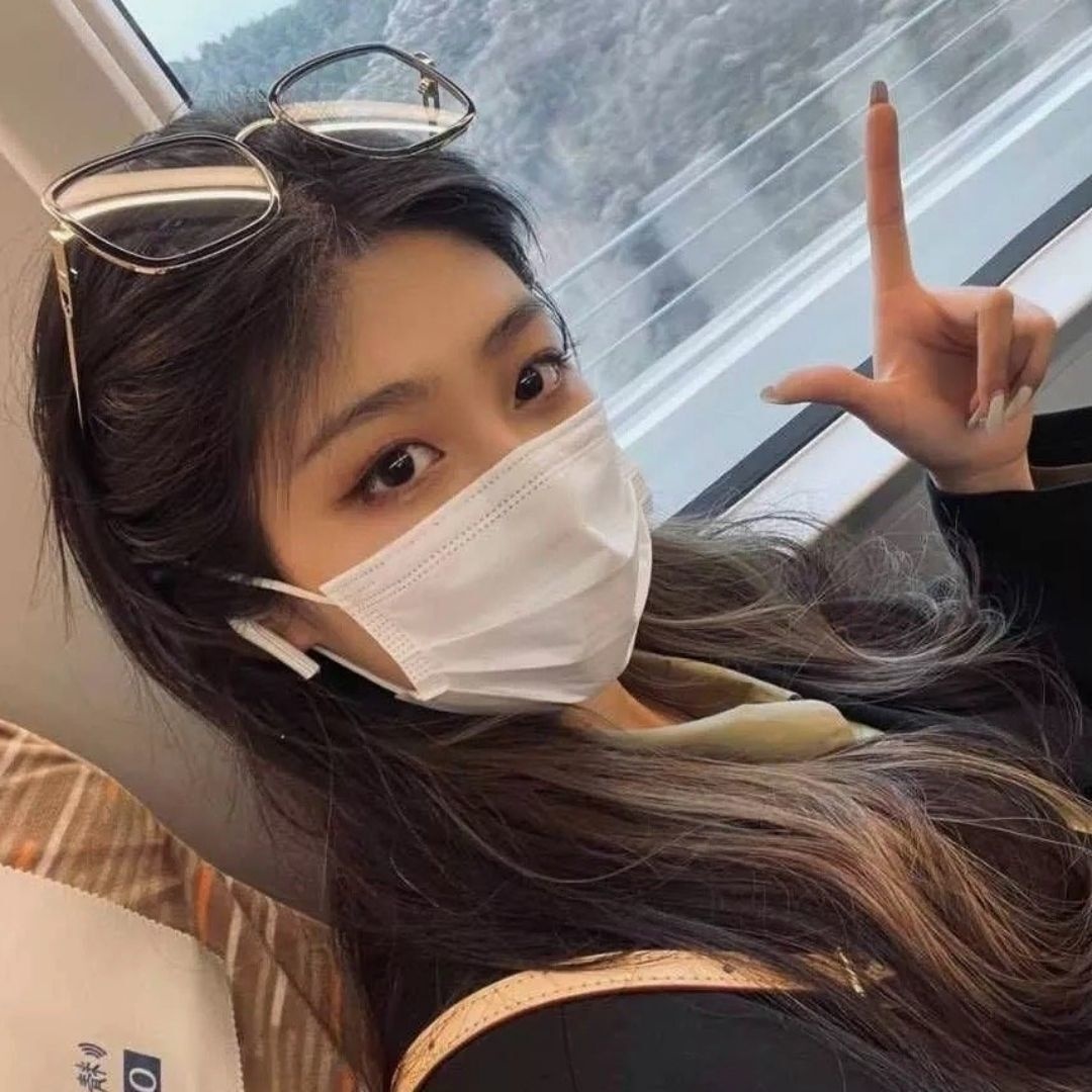 00后兼职妹子，口的很厉害，体验舒服
