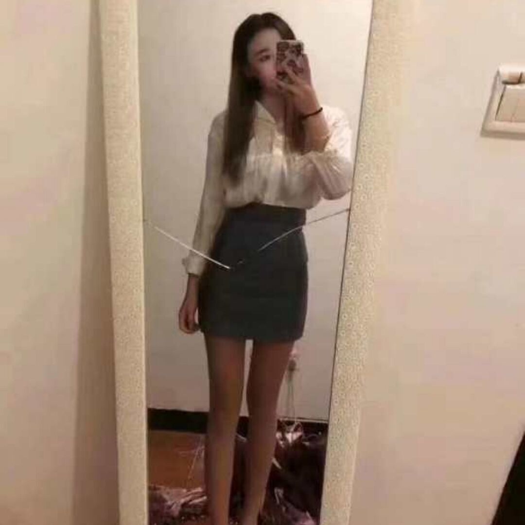 服务挺好，态度也挺好，下面很紧