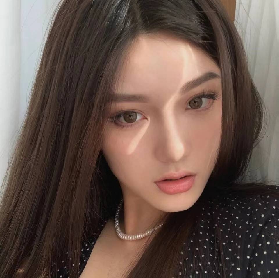 前凸后翘的风骚兼职，叫声销魂
