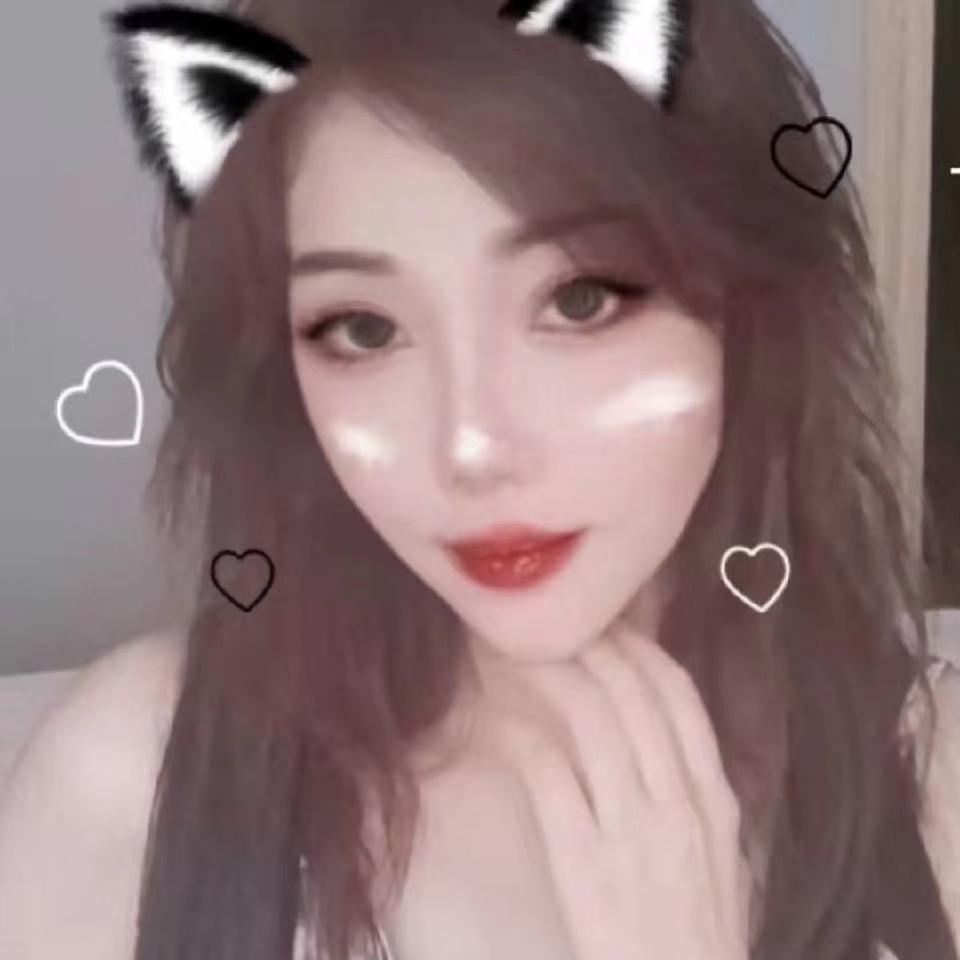 妩媚动人的苗条妹子，口活还不错