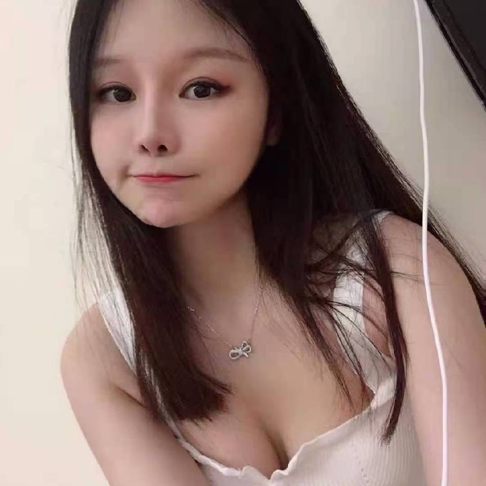强烈推荐一个非常可爱的娇嫩小妹妹