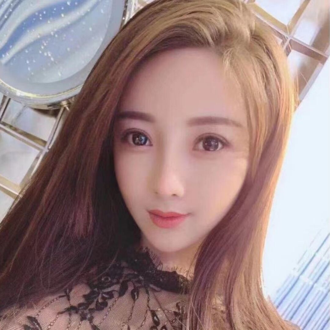 性感的大奶服务系妹子，体验爽歪歪