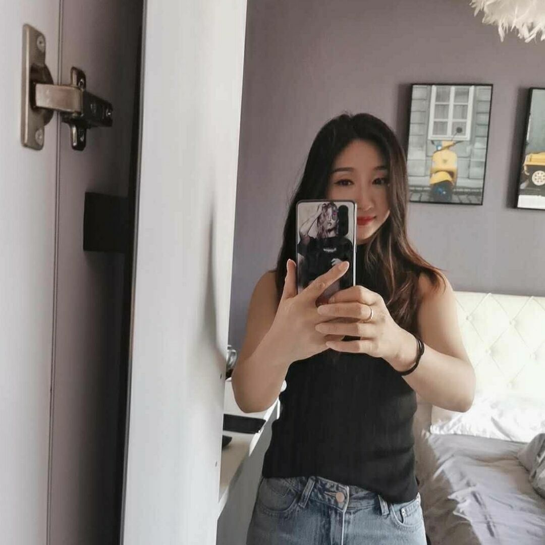 长得还不错的妹子，半套服务也很爽