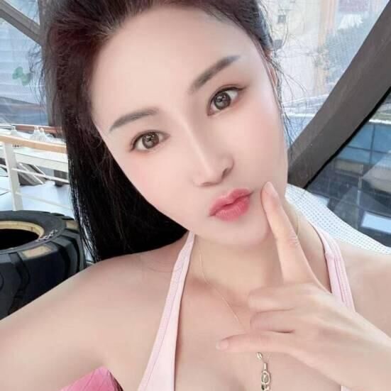 服务还不错，模样长的也秀气