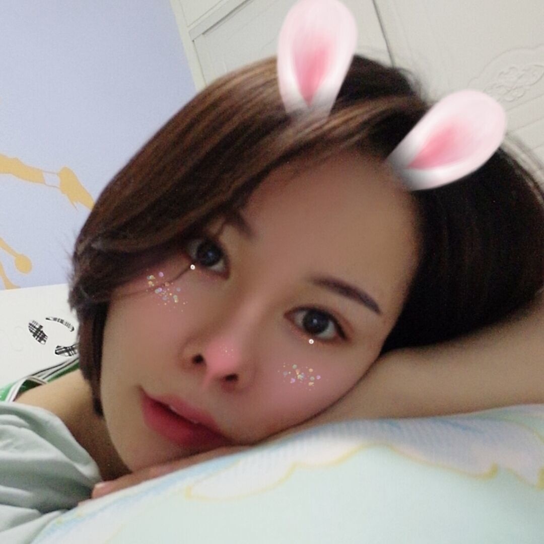 妹子服务态度不错，口活水准挺高