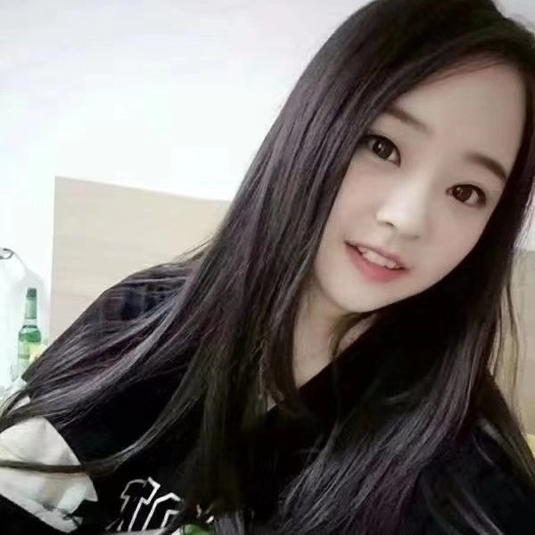 高冷的漂亮小姐姐，口活还不错