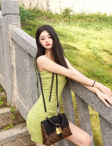 高颜值小嫩妹 服务走心 全程刺激
