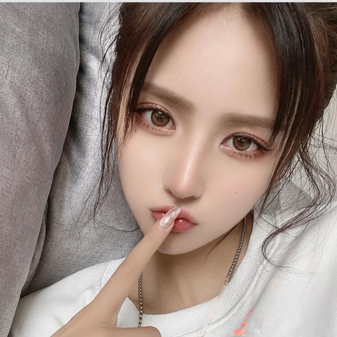 清纯学妹，服务主动热情，可舌吻