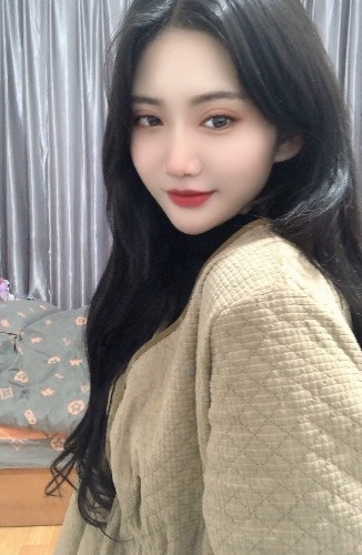  性感可人的兼职小妹 水嫩多汁  玉女吸精 让人欲罢不能