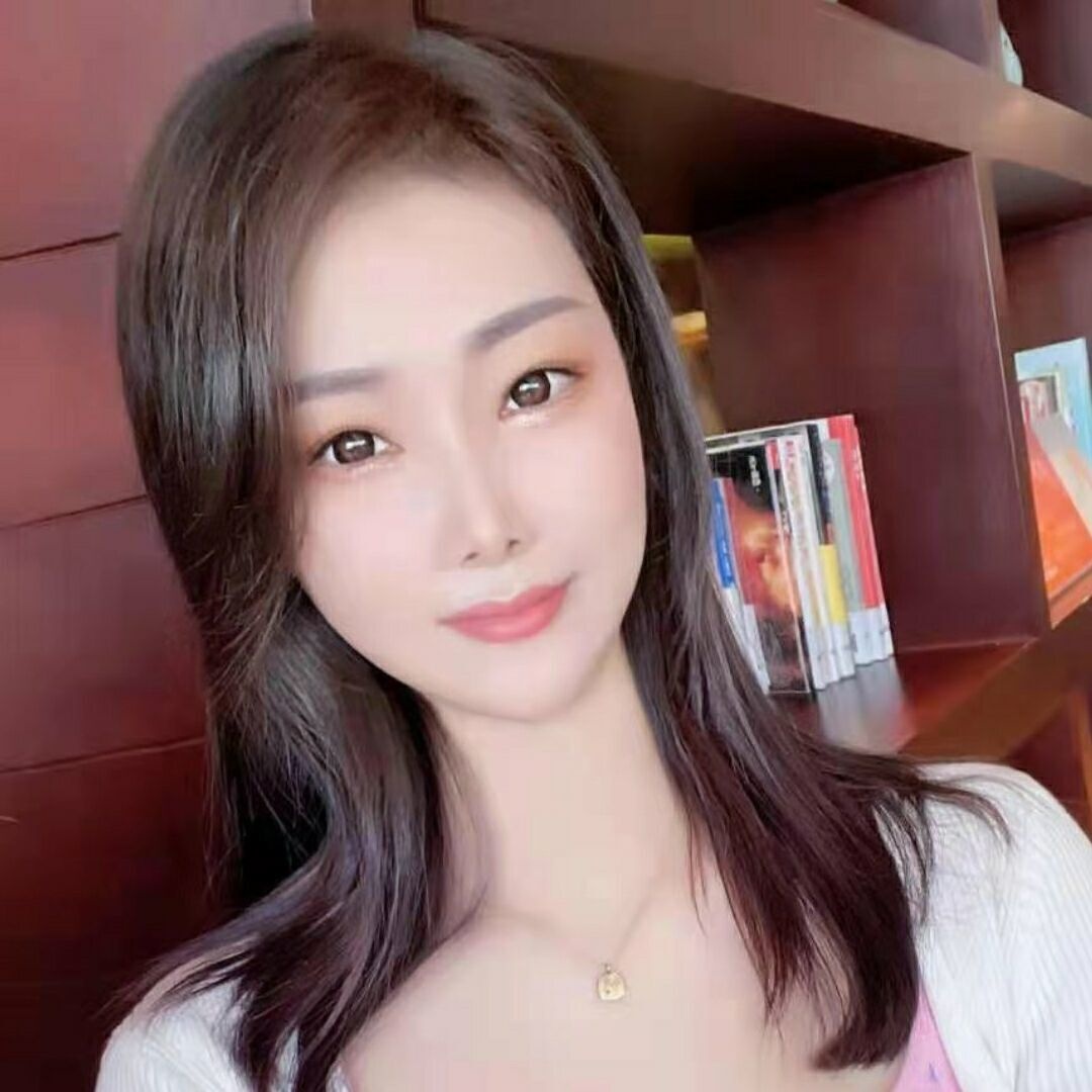 很有气质的漂亮妹子，床上骚劲十足