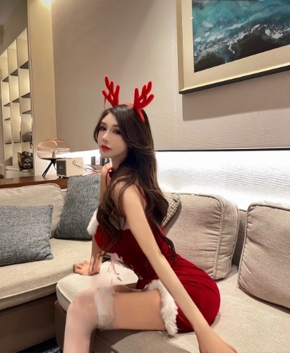 温柔性感的极品嫩妹，服务真是爽翻天
