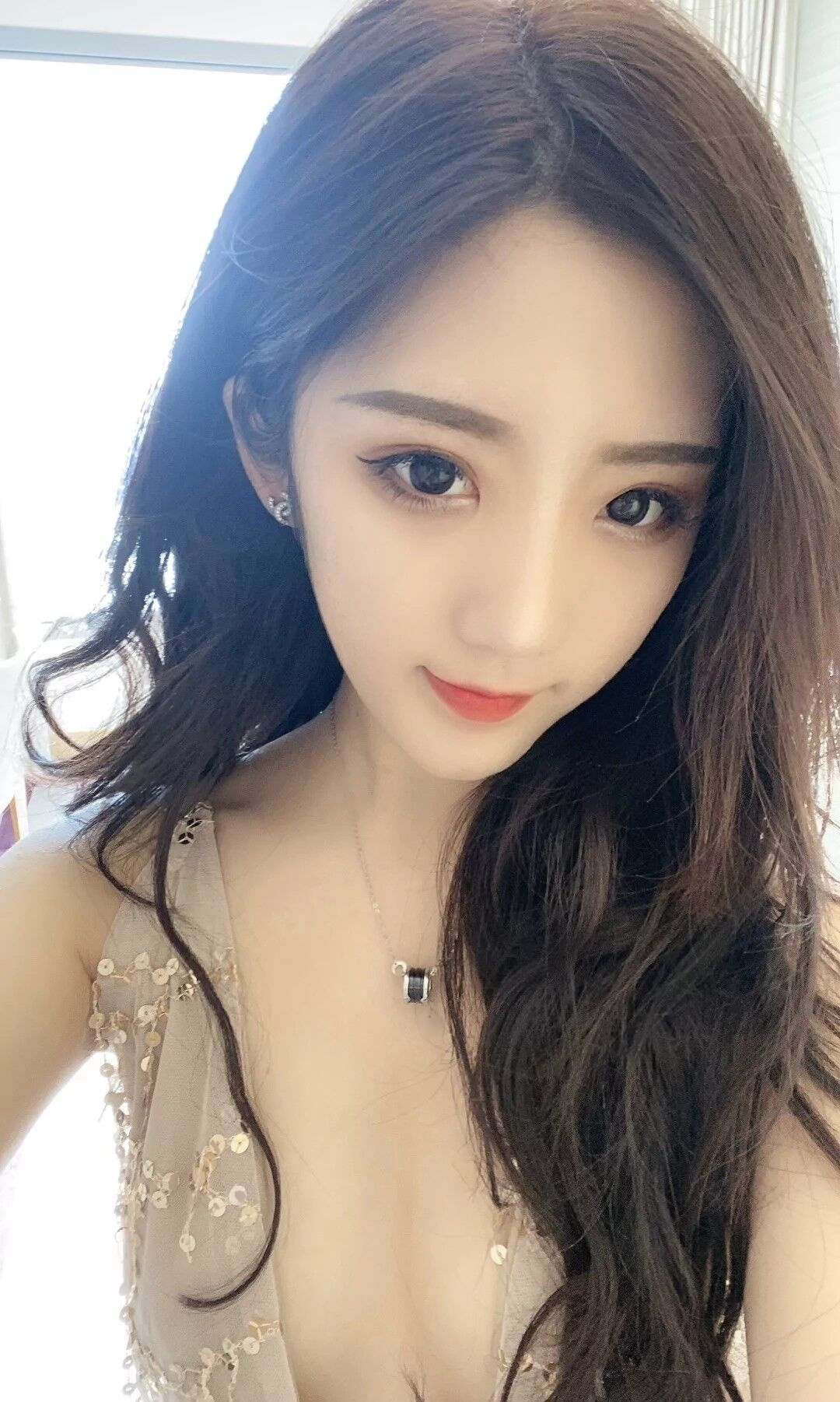 粉颈酥胸高颜值，耐操水多活塞紧