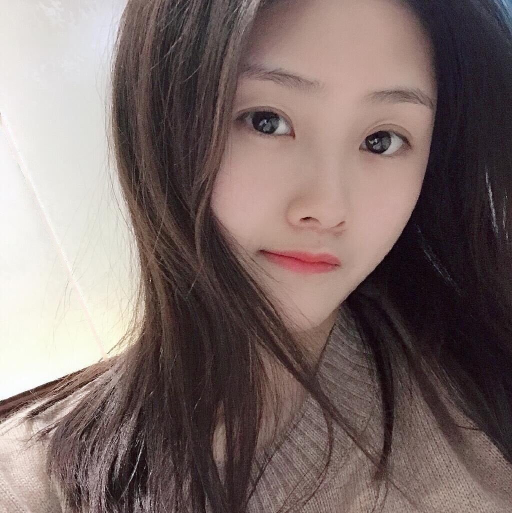 小姐姐风骚妩媚，长腿大胸，战斗力一级棒