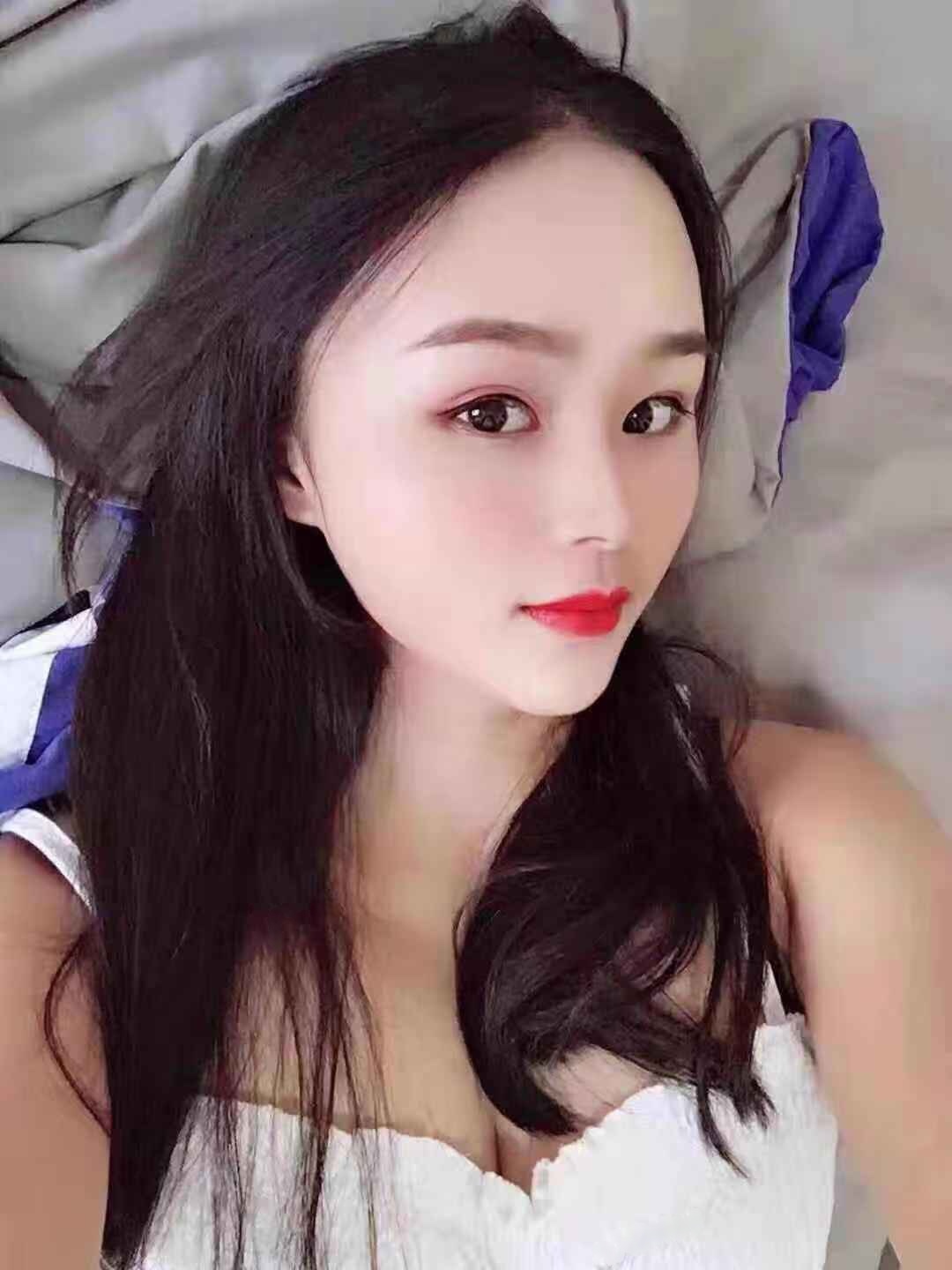 闺蜜介绍的身材不错的妹子，服务非常棒
