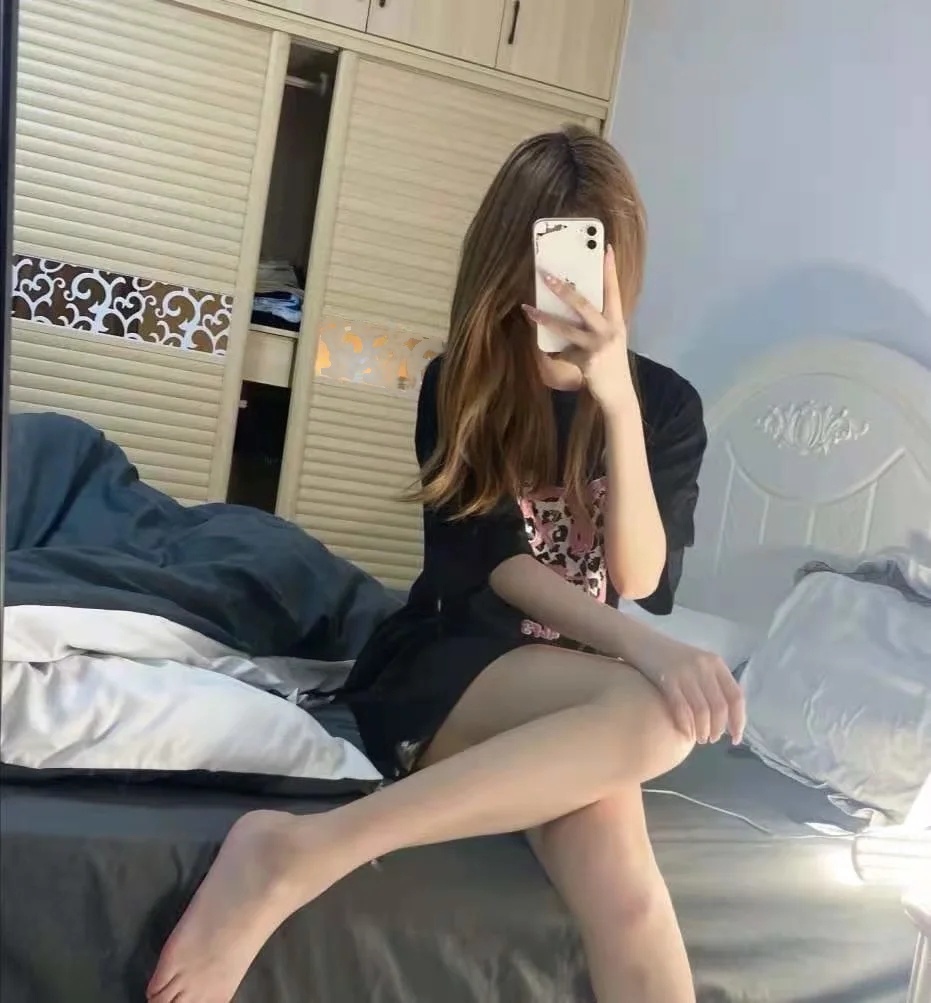 睡了附近的蝴蝶妹妹，体验非常爽