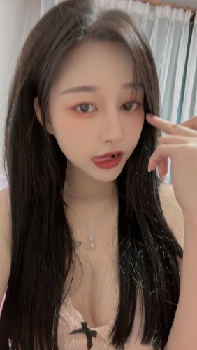 外表很淑女的兼职小妹，到了床上就变浪变骚