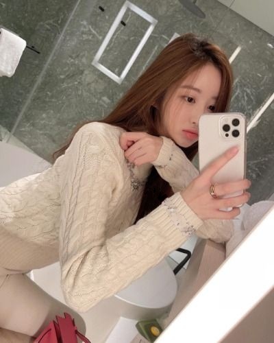 年轻气质兼职美女 性感诱人，粉嫩水多