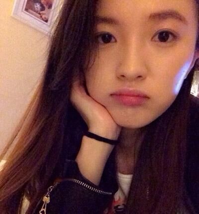 学生妹兼职，颜值和身材都是上上选，可以体验下