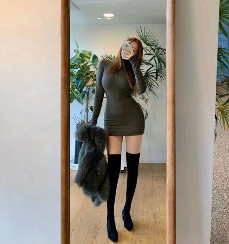 御姐型小姐姐，下面紧致