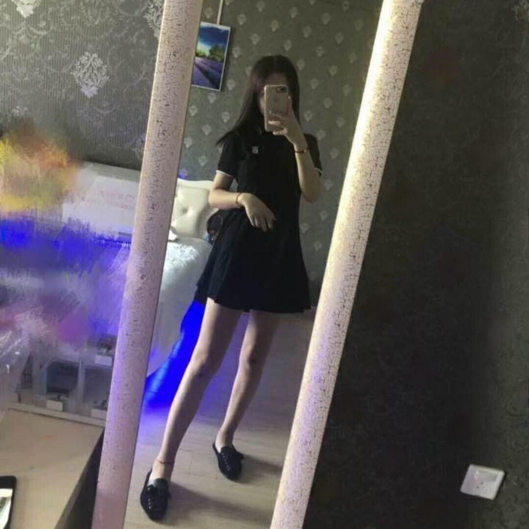 业余兼职的打工妹，长相甜美，服务认真