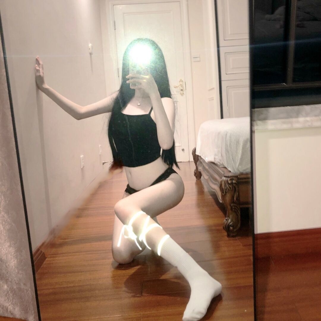 验证00后大长腿妹子，非常嫩，舒服的紧