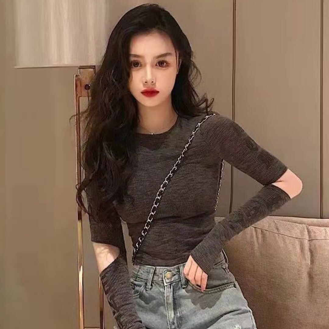 清纯妹子，身材超级好，干净漂亮