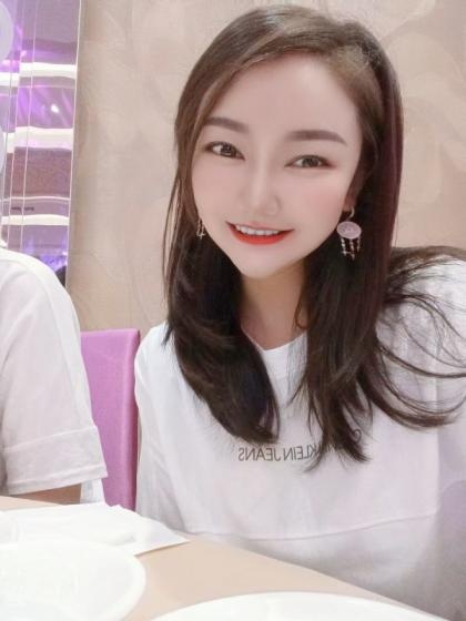 约炮初体验，热情小姐姐手把手教我上课