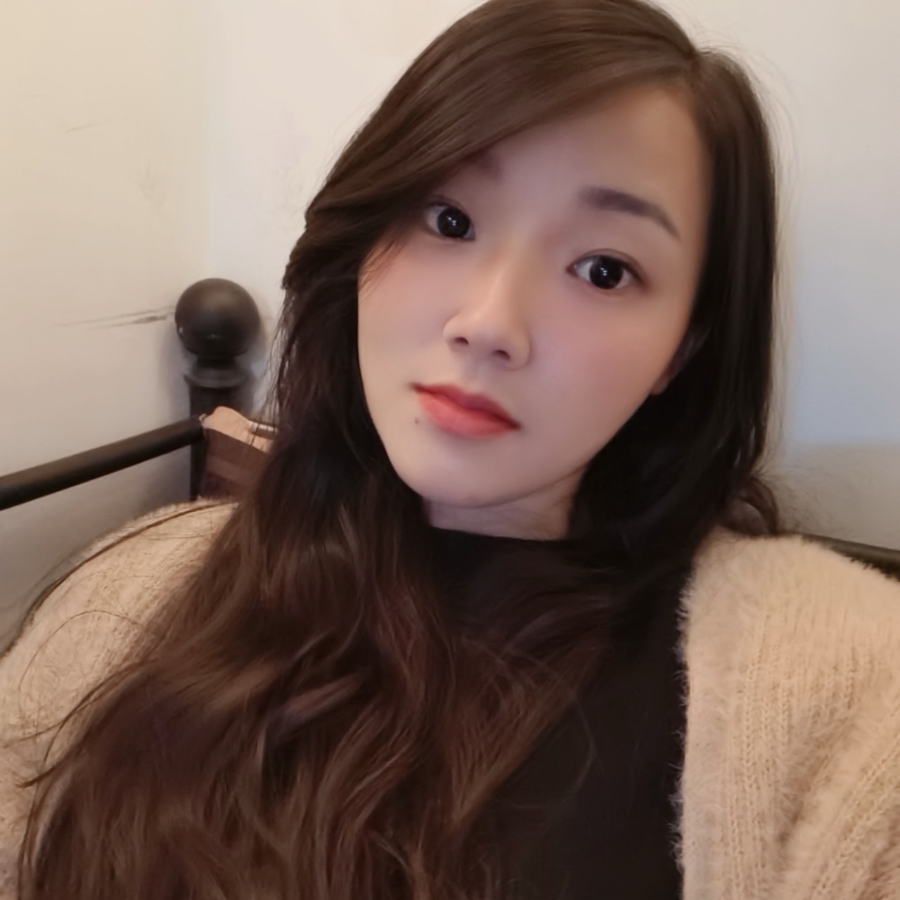 身材苗条的大胸妹， 活好会伺候人